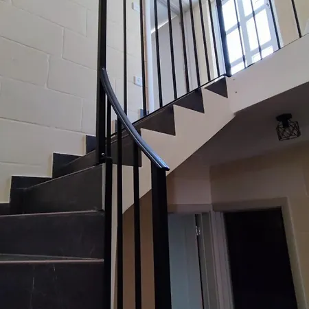 Brand New Designer Townhouse - Views And Roof Terrace * Xewkija