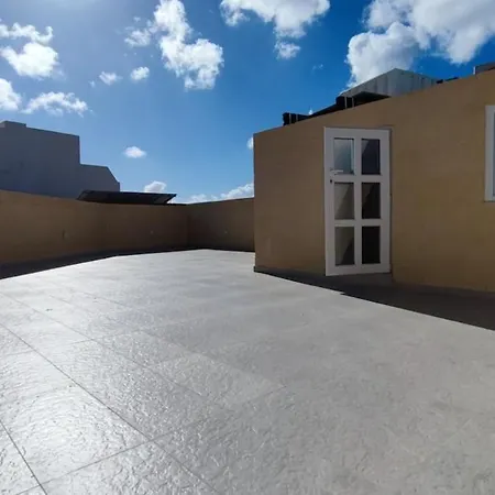 Brand New Designer Townhouse - Views And Roof Terrace Dom wakacyjny Xewkija